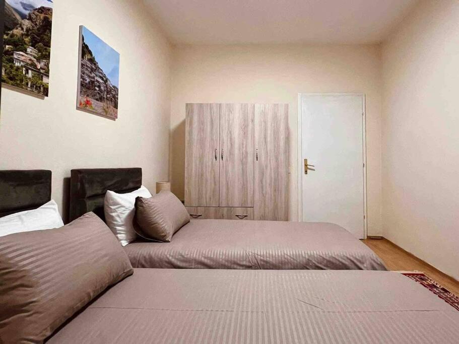 Zarlett House, Pazari Ri ,Villa With Garden,Parking 티라나 외부 사진