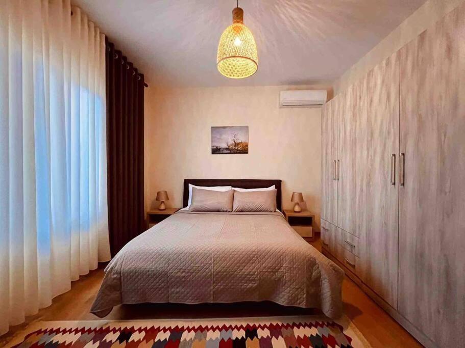 Zarlett House, Pazari Ri ,Villa With Garden,Parking 티라나 외부 사진